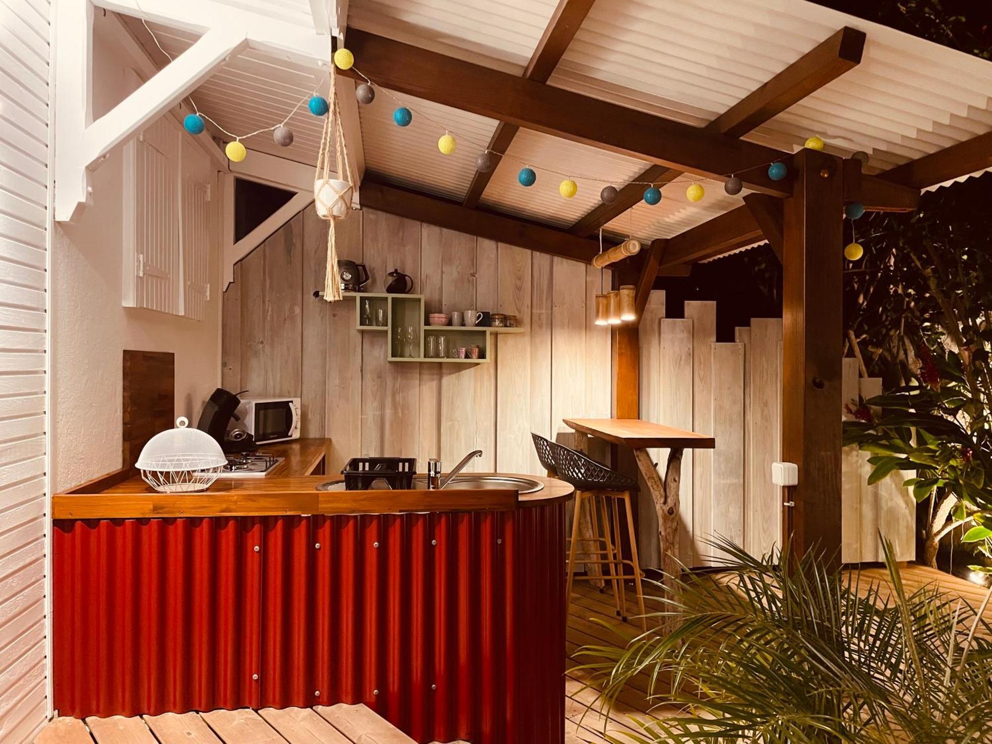 Les Coulirooms - Suite Avec Jacuzzi Et Grande Terrasse ساينت آن المظهر الخارجي الصورة