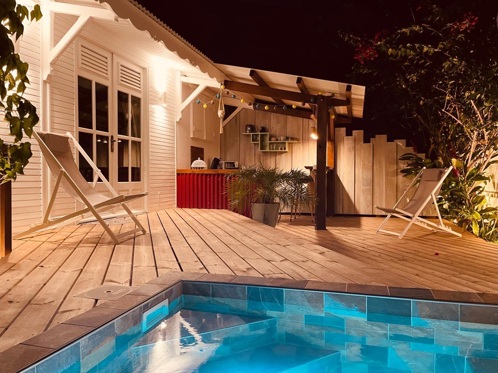 Les Coulirooms - Suite Avec Jacuzzi Et Grande Terrasse ساينت آن المظهر الخارجي الصورة