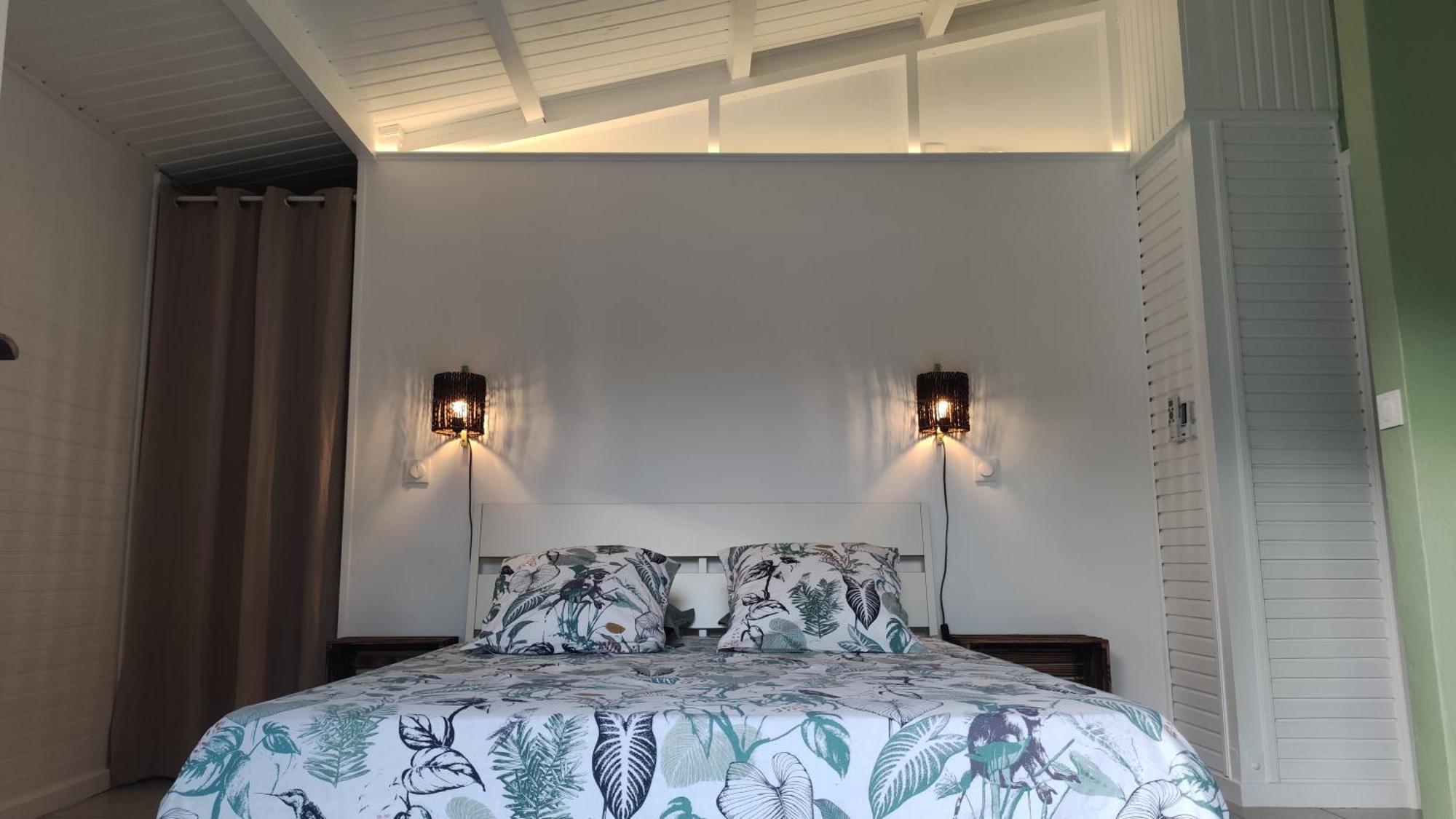Les Coulirooms - Suite Avec Jacuzzi Et Grande Terrasse ساينت آن المظهر الخارجي الصورة